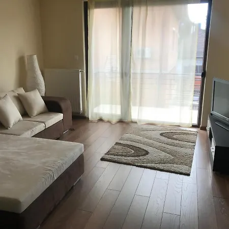 Paskal Apartman, Near To The Puskas Stadion *