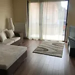 Paskal Apartman, Near To The Puskas Stadion *